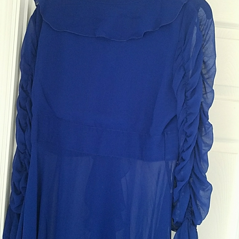 High/Low Top - Picture 3 of 5